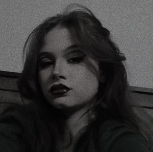 Meet your Posher, Alyson